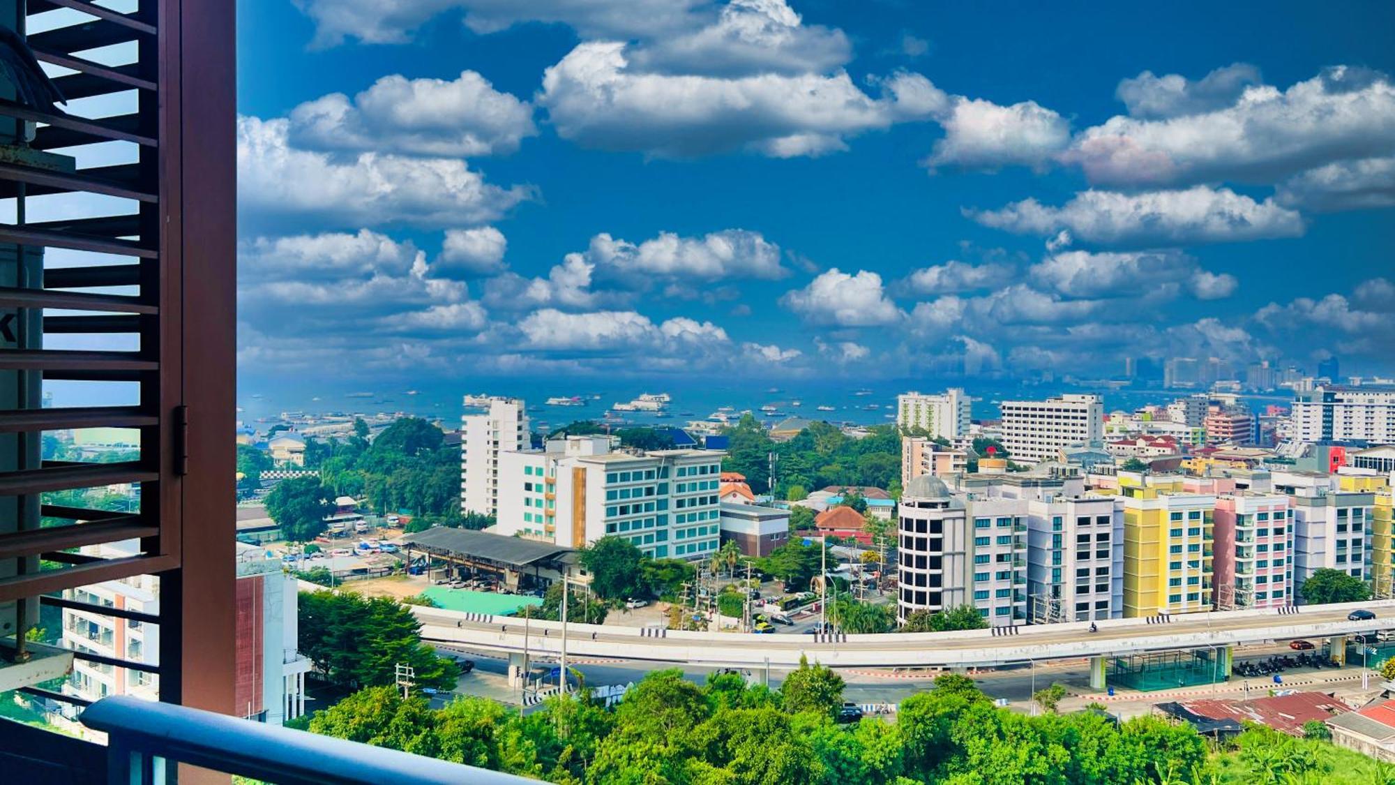 Walking Street Unixx Condo Beautiful Sea View Pattaya Exterior photo