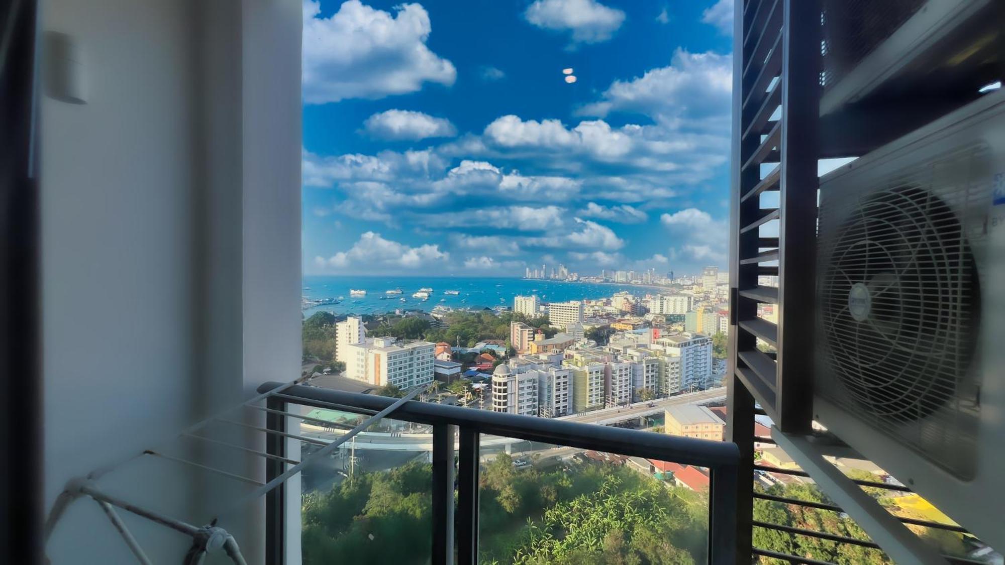 Walking Street Unixx Condo Beautiful Sea View Pattaya Exterior photo